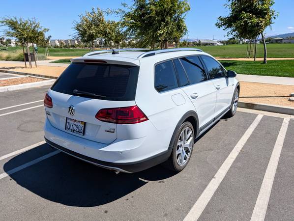 2017 Volkswagen Alltrack SEL - $15,998 (Dublín / Pleasanton / Livermore)63438690764547124