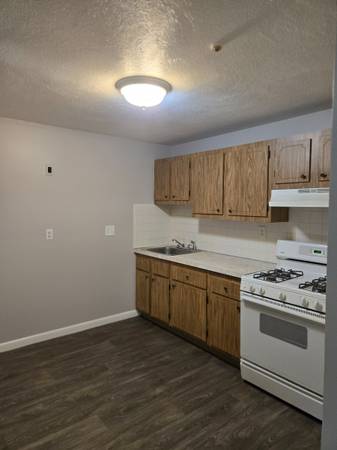 $1,695 / 400ft2 - Estudio en West Quincy con Calefacción y Agua Caliente Incluidas, Fácil Acceso a Autopista/Parada de Autobús en la Puerta63856666335747121
