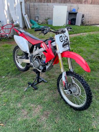 2005 Honda CRF450f 1