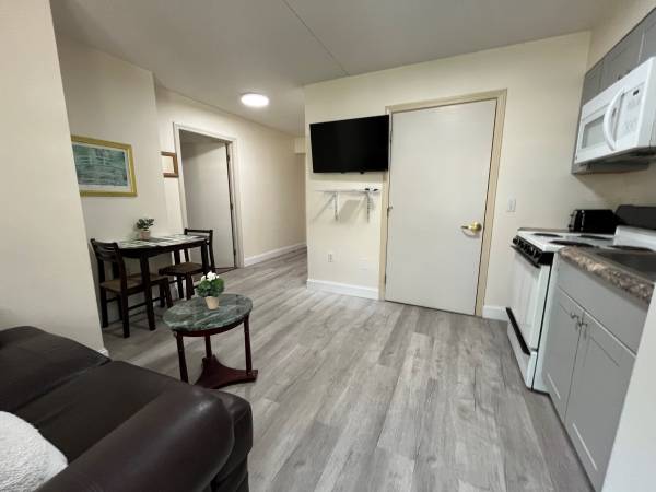 $625 / 1br - 450ft2 - Totalmente amueblado, un dormitorio en primera planta (Woburn)64213536495362120