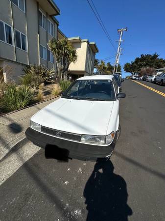 1992 Toyota Corolla Deluxe Wagon - $3,500 (pacifica)63617563061121121