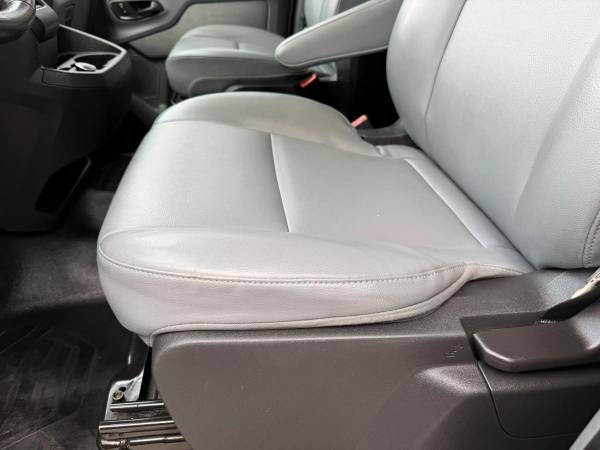 2019 Ford Transit 350 Van - Photo 13
