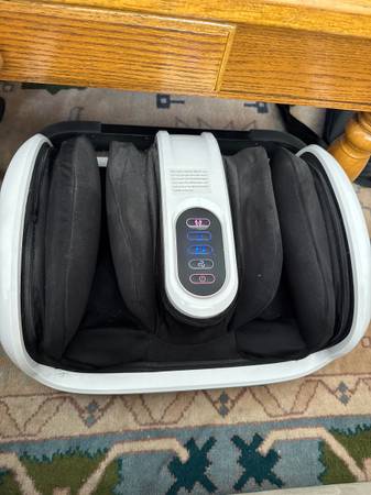 Cloud foot massager 1