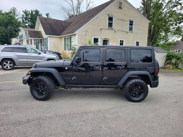 2017 JEEP WRANGLER UNLIMITED - 4 PUERTAS - NAVEGACIÓN - AUTOMÁTICO - ¡EXCELENTE PRECIO! - $7.495 (45 MINUTOS DE BOSTON)63470891529473123