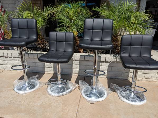 Brand new bar stools 1