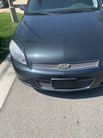 2012 Chevy Impala - $2,500 (Chicago)63618891226497122
