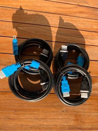 HDMI CABLES 1