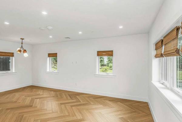$920 / 1br - Clean and Inviting Apartment Near Downtown Shops (foster city)63813715538817122