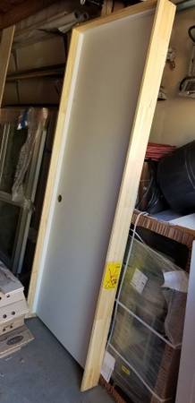 2'-6" x  6'-8" hollow core RH interior swing door, 2x4 jamb 1