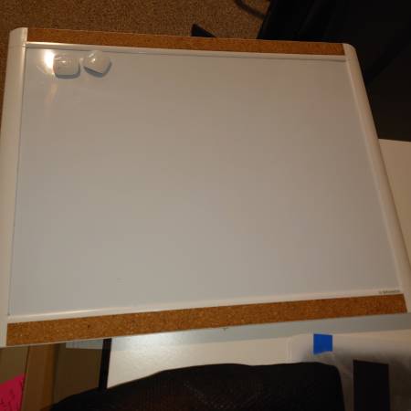 small portable white board 1