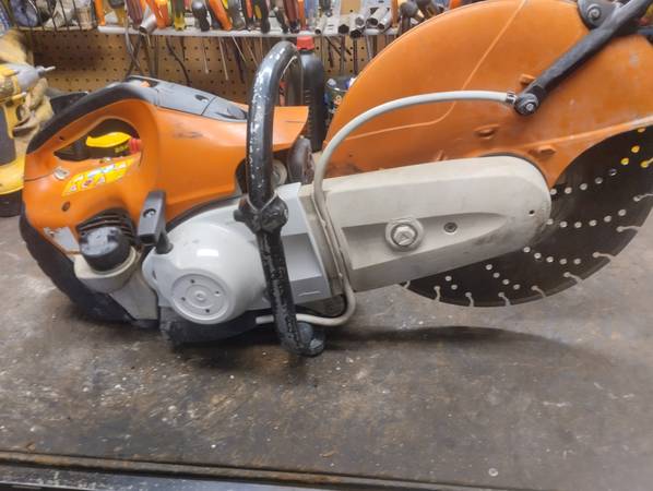 Stihl Cut Off Saw TS420 1