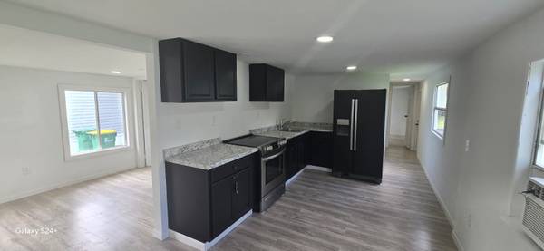 $48,000 / 3br - Mobile home (Cocoa fl)63846408941443124
