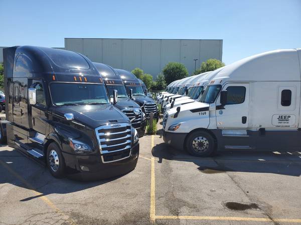 Professional OTR Drivers Needed 1