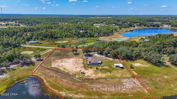 $499,900 / 3br - 1980ft2 - Gorgeous lakefront, brick home sitting on over 4 acres! (Chipley)63910447912451122