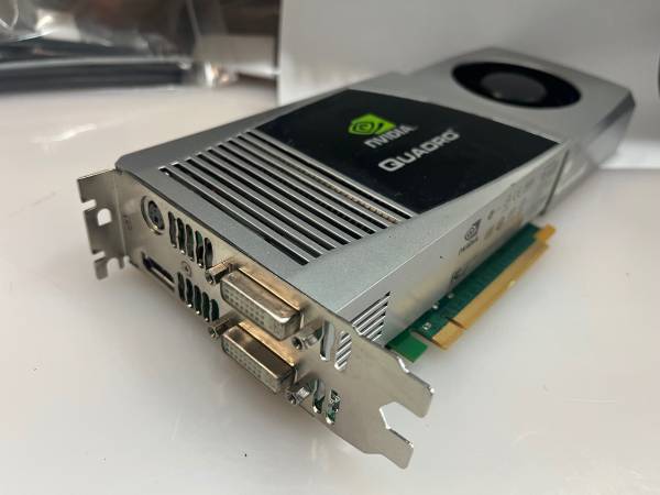 NVIDIA Quadro FX 5800 4GB PCI Express Video Graphics Card 1