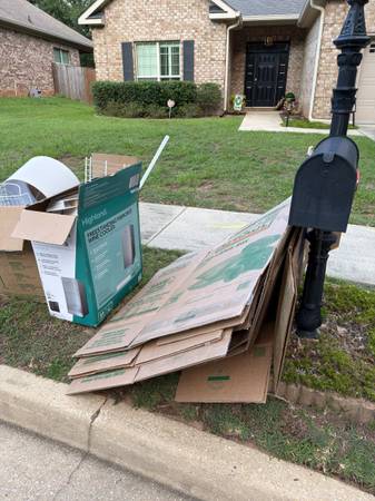 Moving Boxes - Curb Alert 1