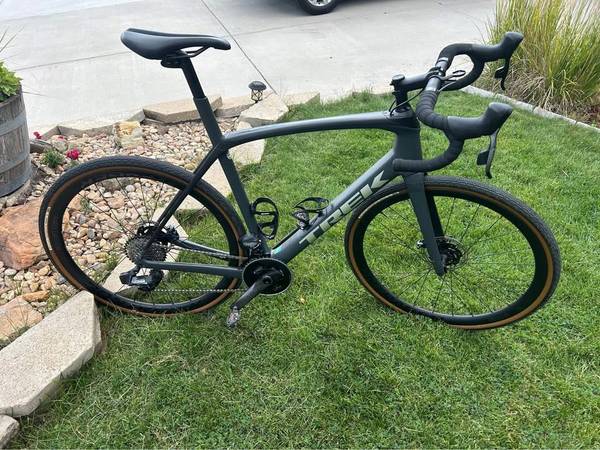 Trek Domane Carbon Sram Electronic shifting 58cm 1