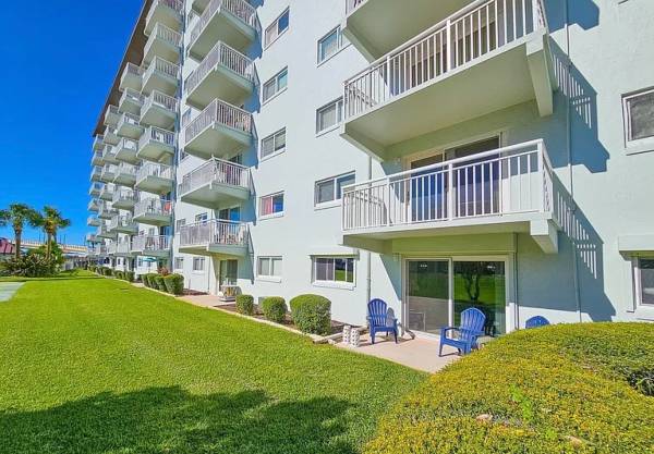 $89 / 2br - 1095ft2 - Riverplace (Daytona Beach)63791549143809121