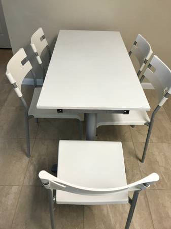 Adjustable Height Desk & 5 chairs, white color 1