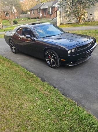 Challenger SRT8 - $10,000 (Charlotte)63613444808707123