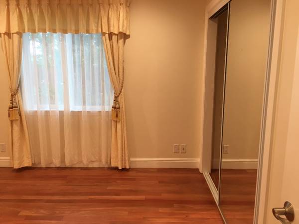 $850 / 135ft2 - 1 bed/ shared bath for rent in Millbrae (Millbrae)63824143701761122
