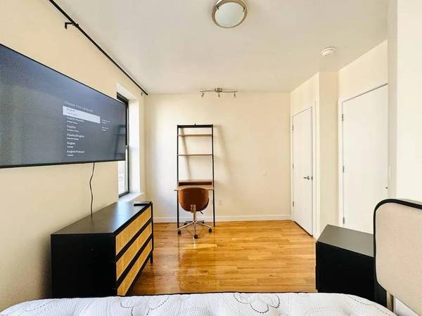 $665 / 1br - Prime Bedford Ave L Furnished Sublet room Back yard, Laundry, duplex (Williamsburg)63995970012931120