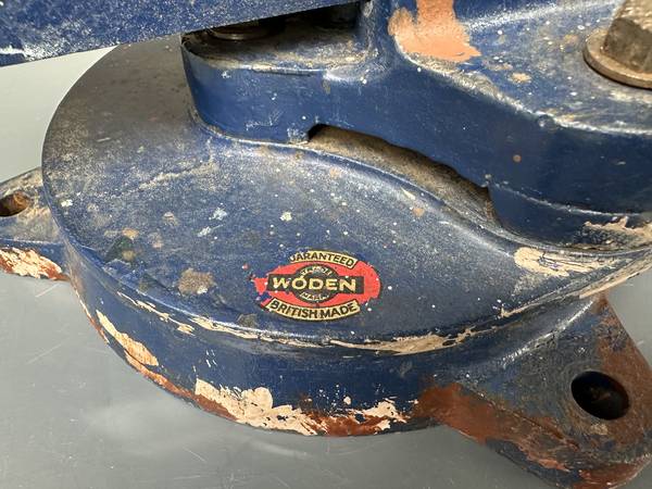 Woden No.186B/2 Mechanic’s Vise with Swivel Base. Made in England. - $230 (Mill Creek)63470982790659122