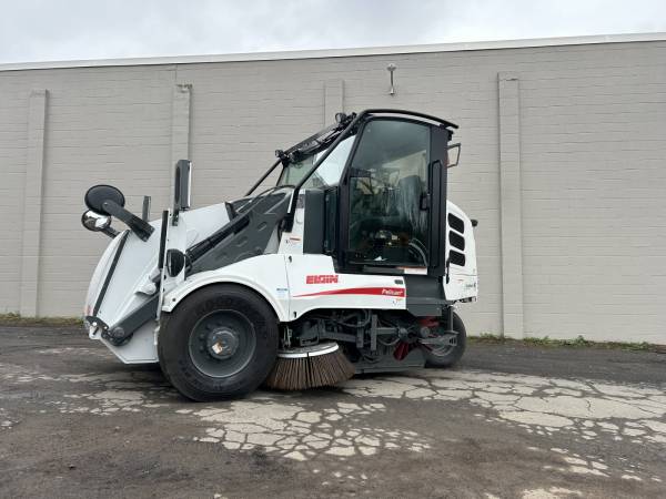 Elgin street sweeper 1