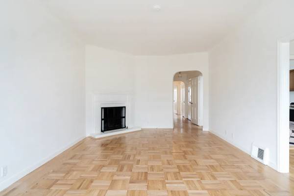 $2,400 / 3br - Remodeled 3 Bedroom Home! (San Francisco)63908866162819121
