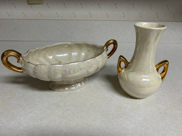 Pearl China iridescent 2-handle bowl and bud vase 1