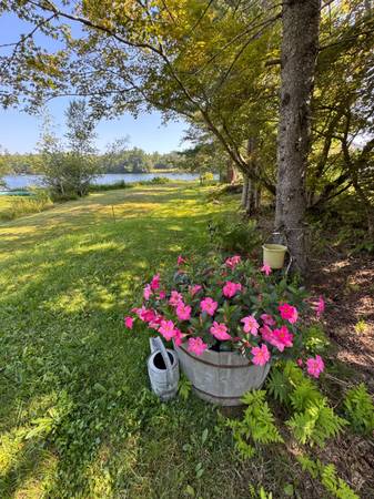 $25 / 39ft2 - Sitios para RV/Yurts/Campamento de invierno junto al lago Warren $25/noche, arriendo a largo plazo de 6 meses w (82 Pine Cliff Rd.)63986779833986124
