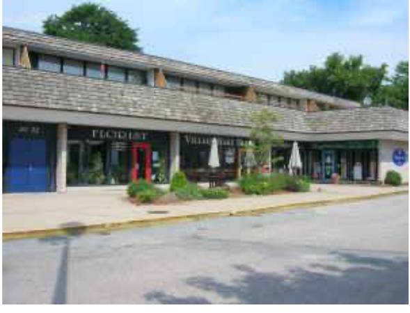 Two Room Receptionist's Office Available in Downtown Niantic, CT 1