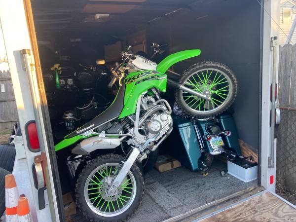 2022 Kawasaki KLX 140R (título limpio en Maryland, disponible) - $3.500 (Glenburnie, MD)63469941867393124