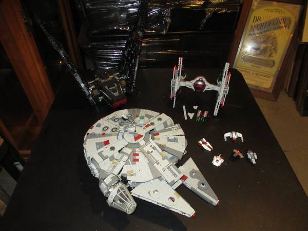 STAR WARS LEGOS BUILT 1