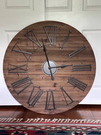 LARGE 3' WALL CLOCK 1