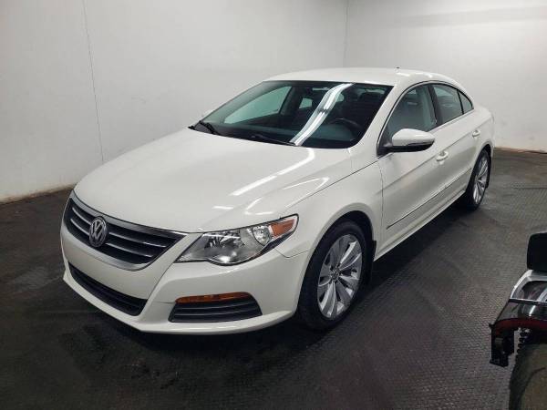 2011 Volkswagen CC Sport 4dr Sedan 6A 1