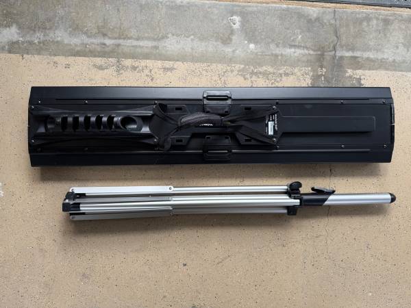 Epson Portable Projection Screen 1