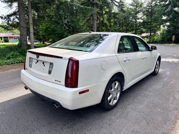 2005 Cadillac STS - Financing Available! - $4900.00 (Puyallup WA)63469747552387124