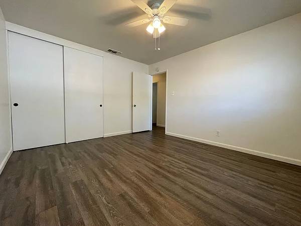 $850 / 3br - 1030ft2 - Modern Upgrades 3-Bedroom Home with Spacious Backyard (Sacramento)63790713891073124