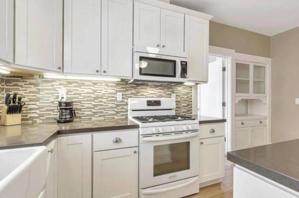 $1,100 / 2br - ¡Este hermoso encanto en Santa Clara está listo para que te mudes! (santa clara)63657575075841124