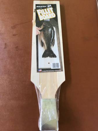 Sharp Fish Fileting Board 1