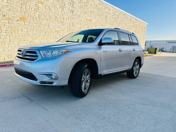 2011 Toyota Highlander Limited ONE OWNER SUPER CLEAN - $8,999 (Austin(South))63439785889155123