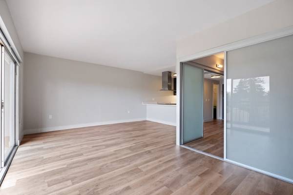 Refrigerator, Dry-Cleaning Services, Studio 1