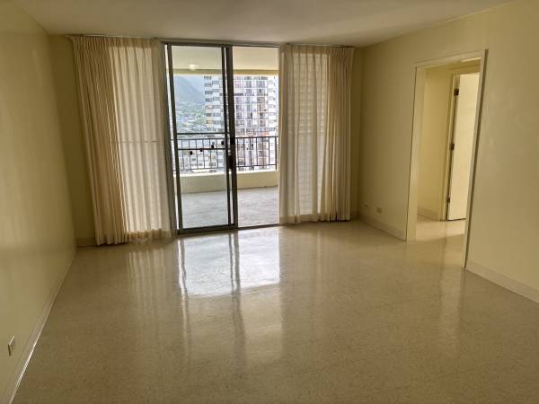 $1,860 / 2hab - 700ft2 - McCully High Rise, 2HB/1BA (UNIDAD 16F)63686672095363123
