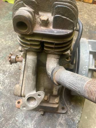 CUSHMAN ENGINE 5HP --E40 1