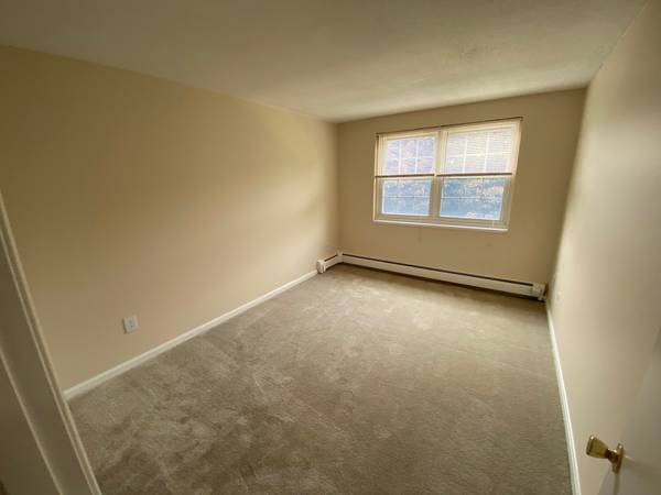 $2,170 / 1br - 600ft2 - 1 Bd Top Floor Available *Dog Friendly! *Get $1,000 off your 1st month (Salem)63931376576642122