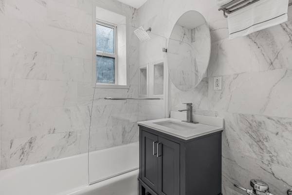 $639,000 / 1br - VENTA PATROCINADA - 1 DORMITORIO - $639k Reformado -   Estudio $360k Tal Cual (Upper East Side)63886543078659121