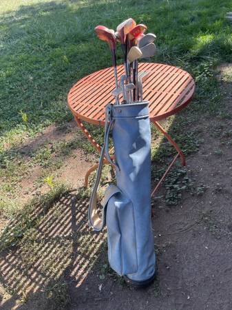 Fun Mismatched 13-Piece Golf Starter Set & Vintage Carry Bag 1