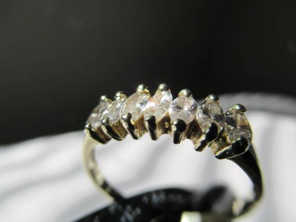 14KT VVS WOMAN DIAMOND RING 1