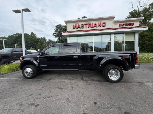 2017 Ford Super Duty F-450 - Photo 11